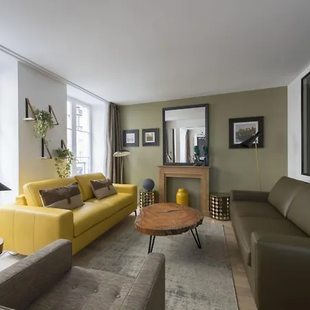 Balthazar Apartment